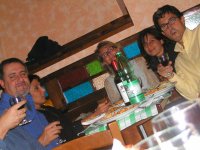 Thumb-Pizza5-08.jpg (10903 byte)